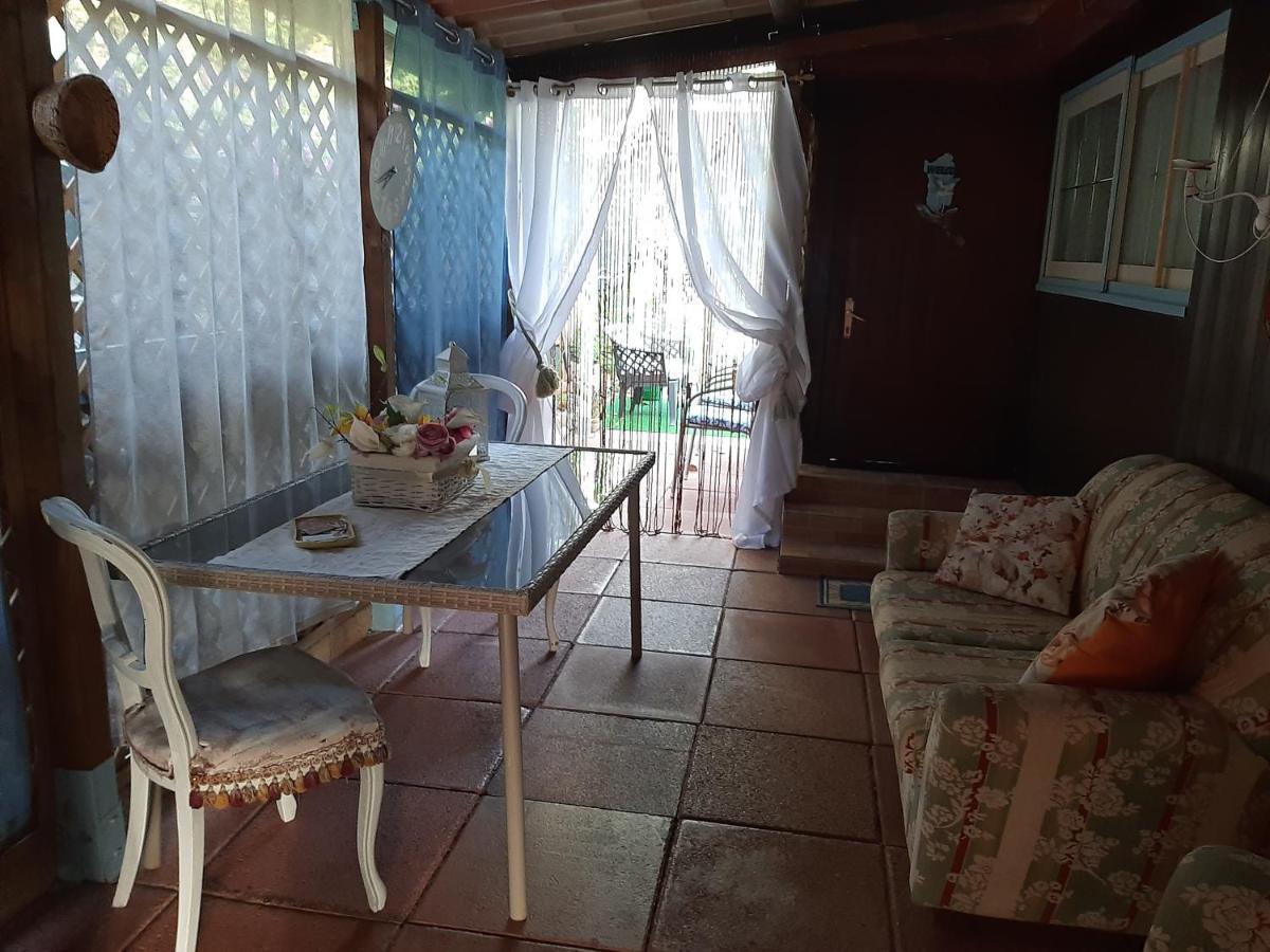 Bed and Breakfast Tom E Jerry Domus De Maria Exterior foto